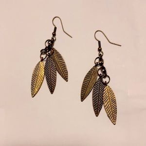 Metal feather earrings